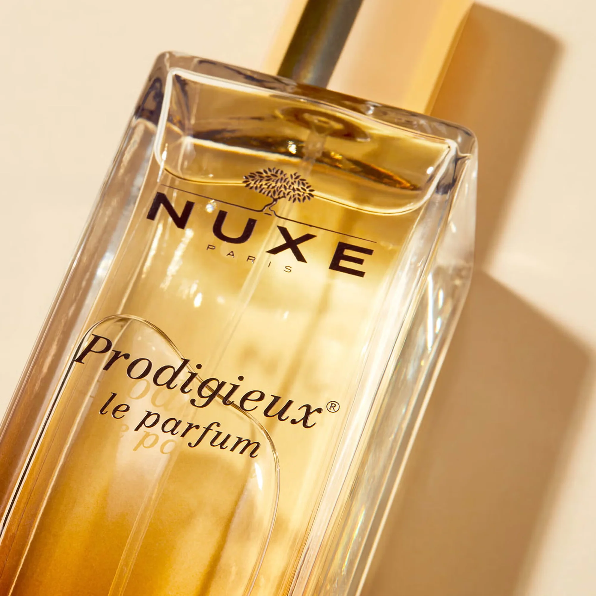 Exclusive Beauty Shop -Exclusive Beauty Shop 12962501 0A24560 VIEW1 PARFUM PRODIGIEUX 30ML 2000x2000 1